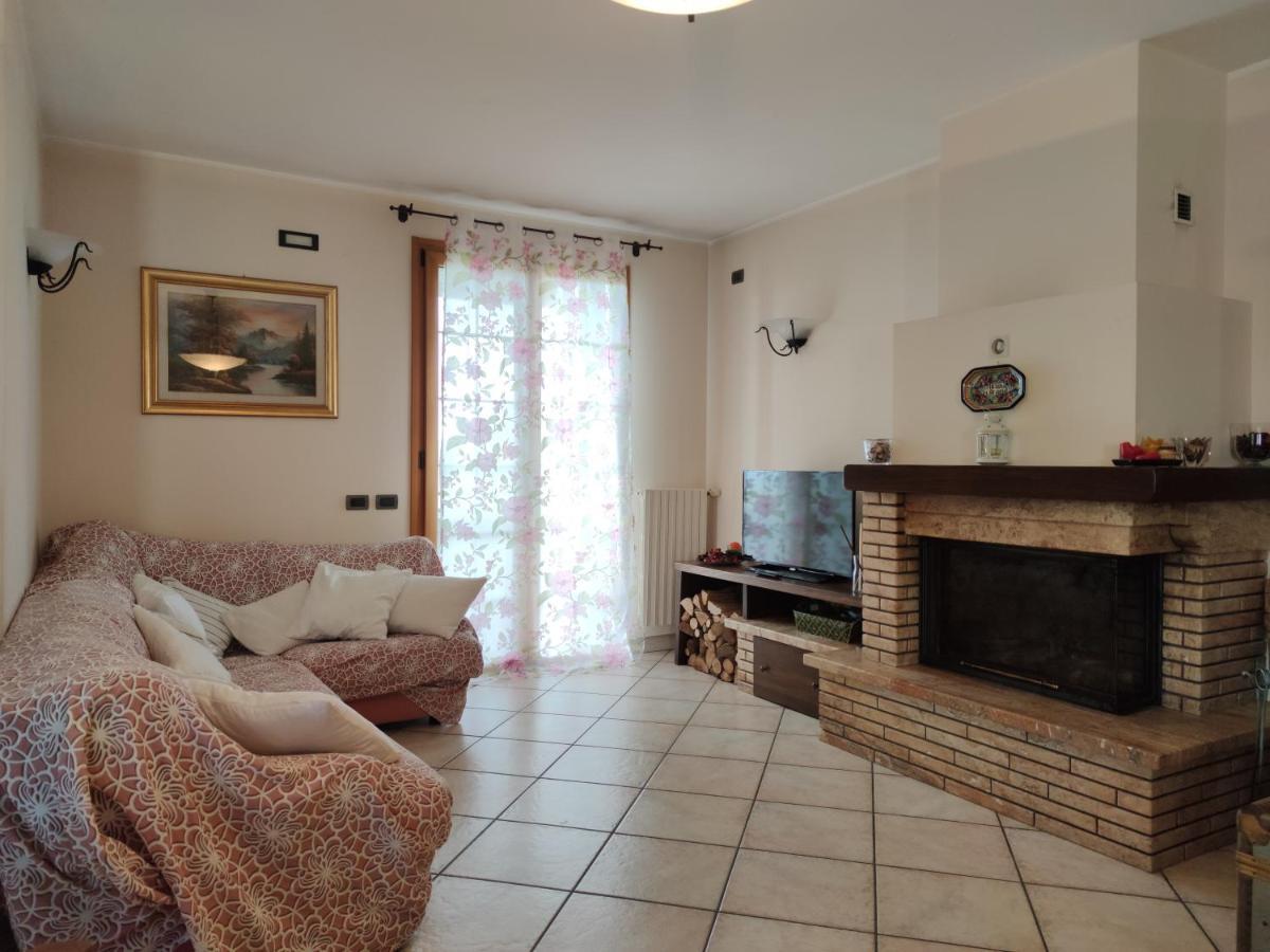 Relax In Collina A Due Passi Dal Mare Apartment Torriana Exterior photo